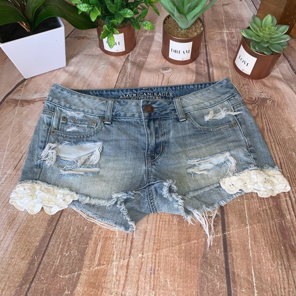 American Eagle Outfitters Pants - American Eagle 🦅 Outfitters Distress Jean Shorts